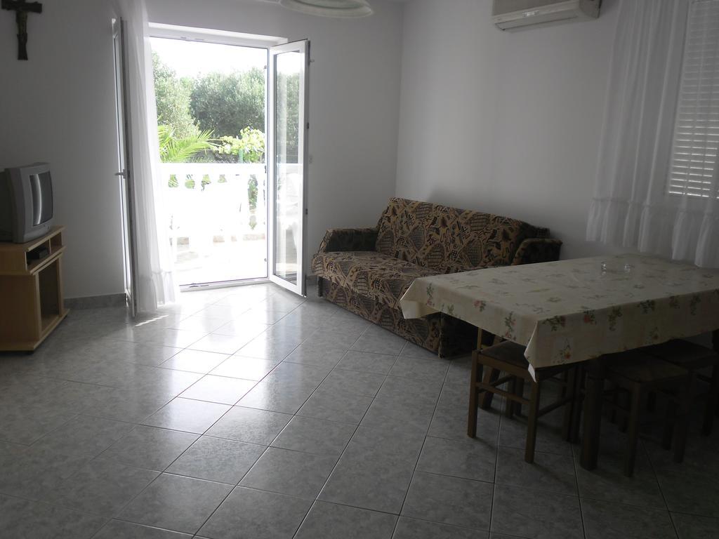 Apartments Golubic Sveti Petar  Room photo